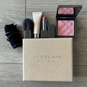 NWT Burberry Makeup Set. Blush, Lipstick, Brush and Fresh Glow Liquid Base